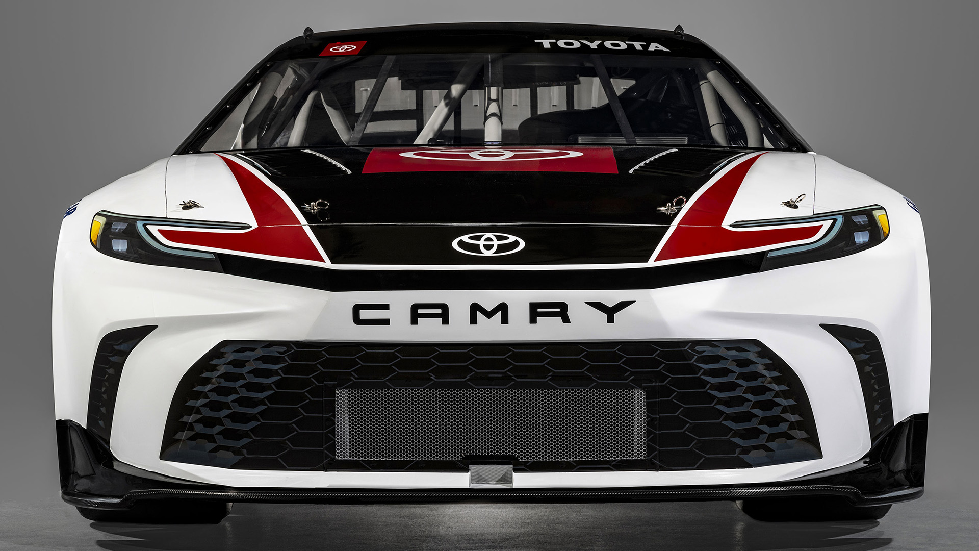 2024-NASCAR-Toyota-Camry-Race-Car-Front-Grill-by-AutomotiveWoman