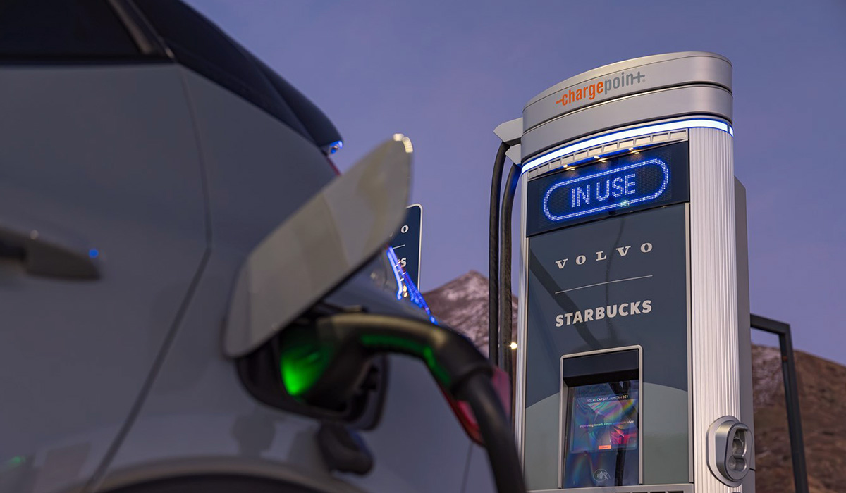 Volvo-Cars-and-Starbucks-and-ChargePoint charging stations