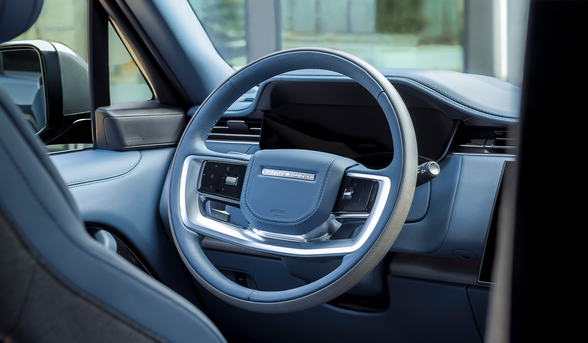 Range-Rover-Arete-Interior-Steering-Wheel-Design-by-AutomotiveWoman.com