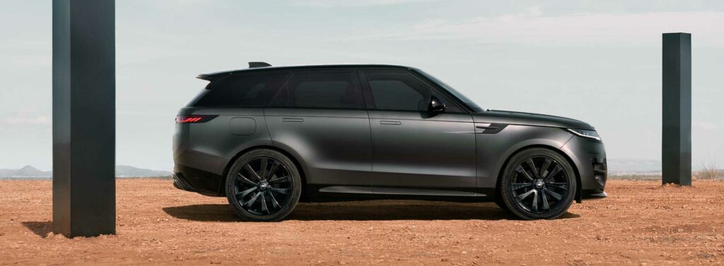 2025-Rang-Rover-Sport-Stealth-Edition-shared-by-AutomotiveWoman.com
